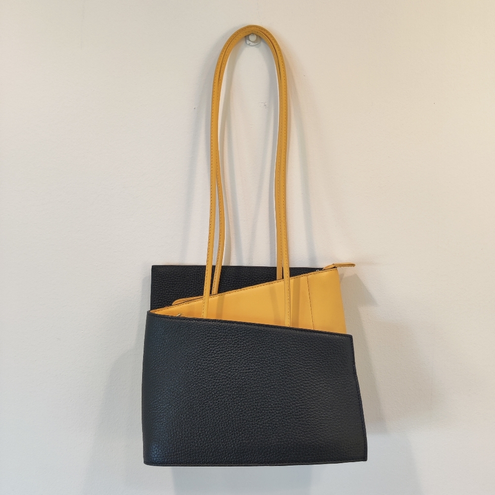 Cleo & Patek Zig Zag Design Bouquet Leather Shoulder Bag